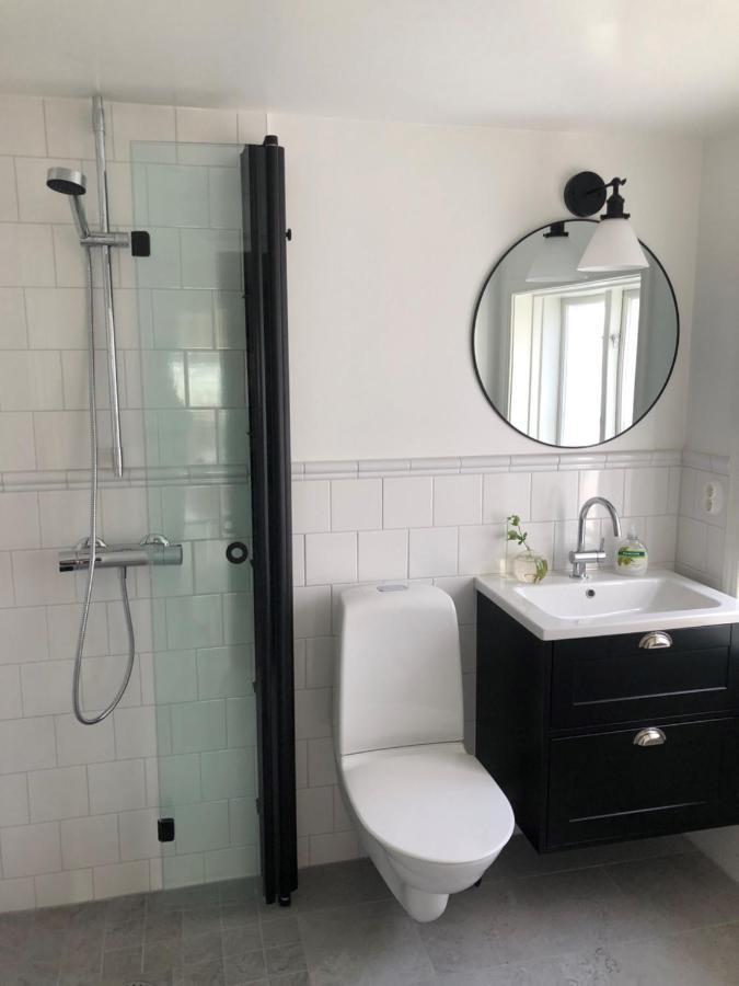 Angbaten - New Buildt Double Rooms In The Center Of Graenna With Separate Entrance Gränna Exterior foto